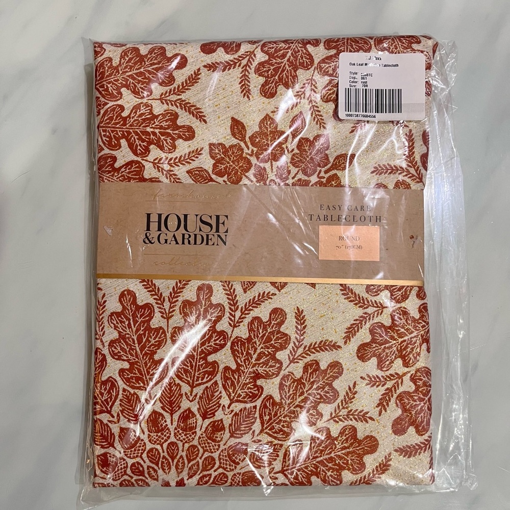 House & Garden Oak Leaf rust round Tablecloth